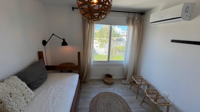 Alquier departamento de tres dormitorios con vista al mar